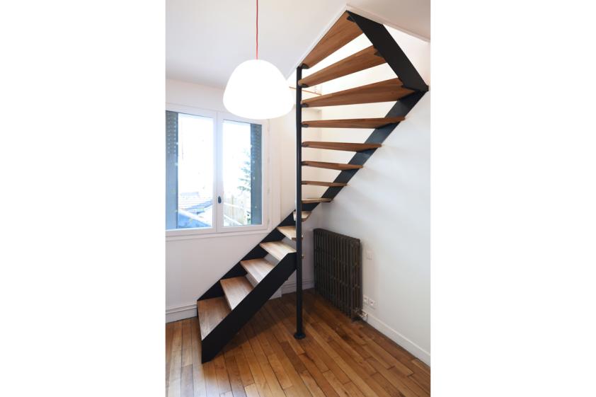 architecte-restructuration-renovation-escalier-metallique-2-area-studio.jpg