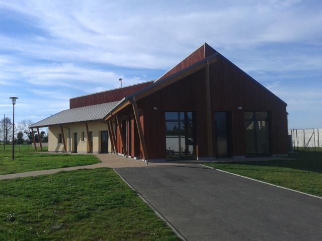 Bâtiment à l'état d'achèvement (vue d'ensemble)