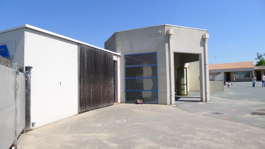 3-atelierpy-pamela-yaya-architecte-vendee-extension-garderie-ecole-saint-andre.j