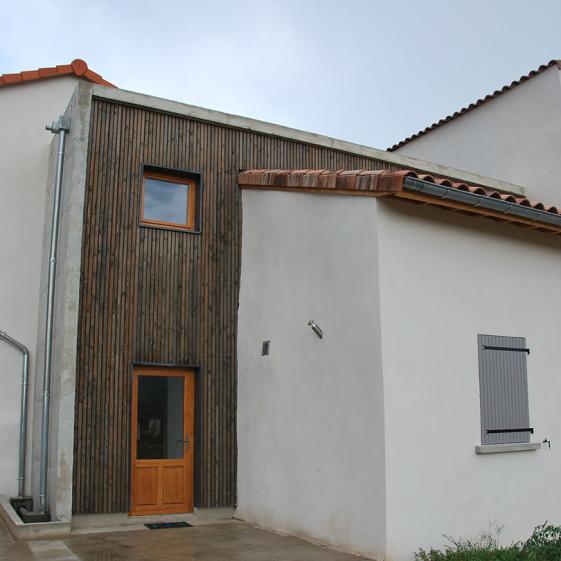 agence-architecte-ligne-ardeche-renovation-ecologique-maison-bois-interieur-bard