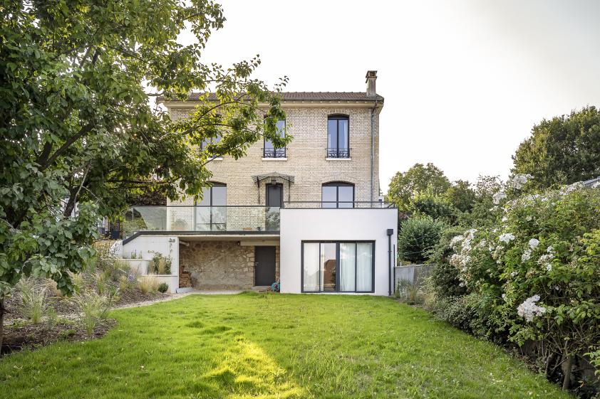 Extension sur deux niveau d'une maison - Jardin