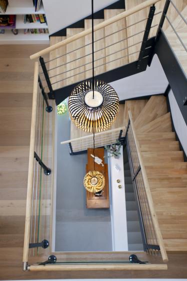 Intérieur - Escalier en métal et bois