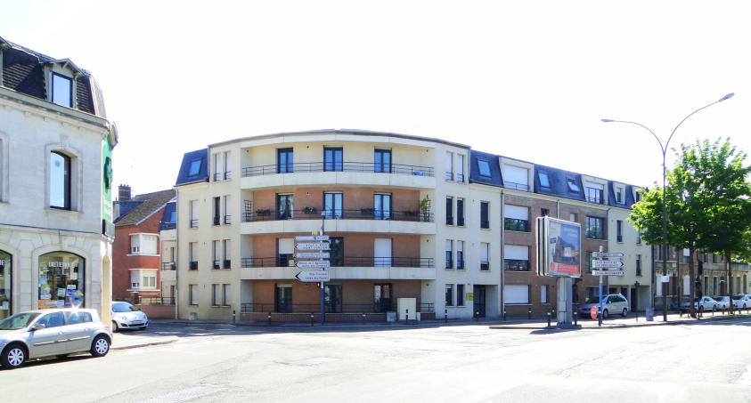 Croisement entre les Boulevards de St Quentin, de Bapaume et la Rue St Fuscien