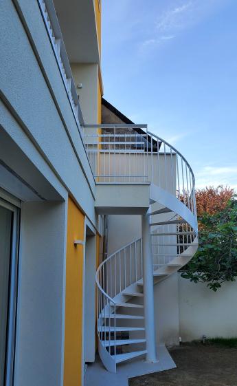 escalier_exterieur_01.jpg