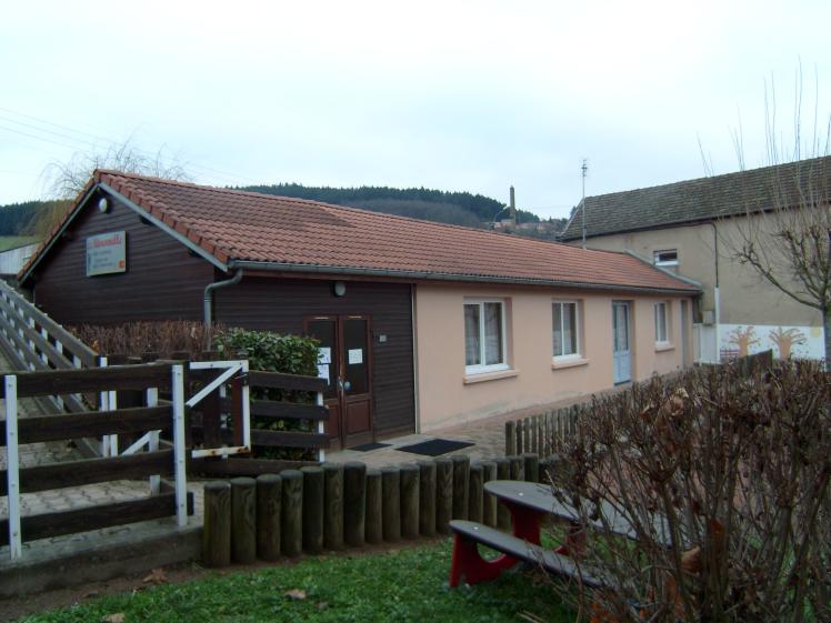 Bâtiment de l'univers de l'enfant avant travaux