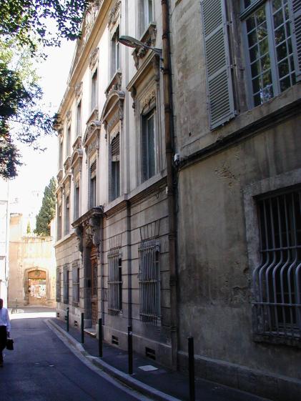 Façade sur rue - état des lieux