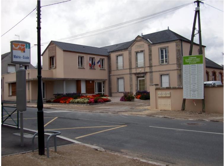 Vue de la rue de la mairie