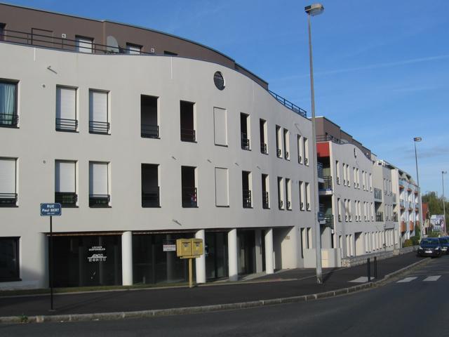 NANTES-VILLA MALTHA-CÔTÉ RUE