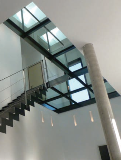 Escalier métal et verre