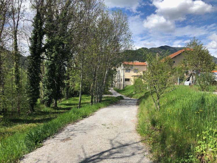 vue existante - parcours visiteur jusqu'à l'entrée du musée