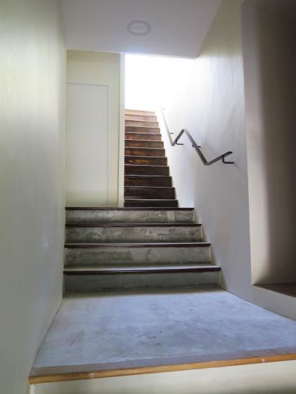 Escaliers communs aux 2 logements