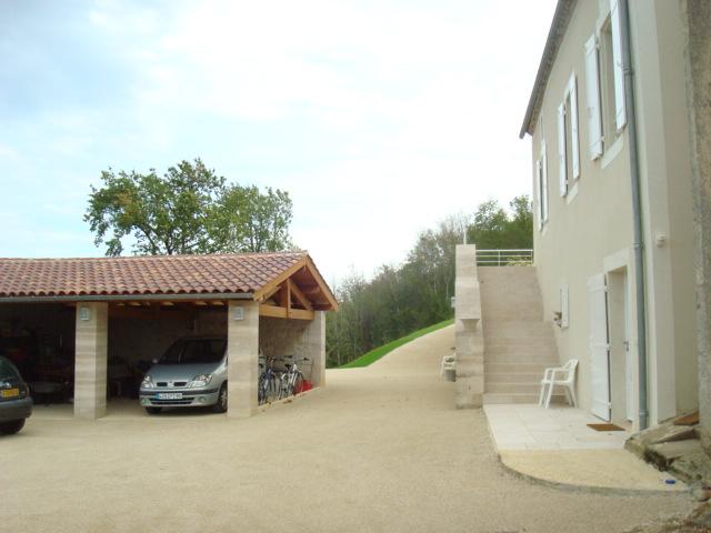 Vue sur l'escalier extérieur