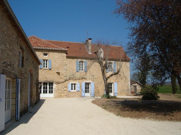 Façade de la maison rénovée