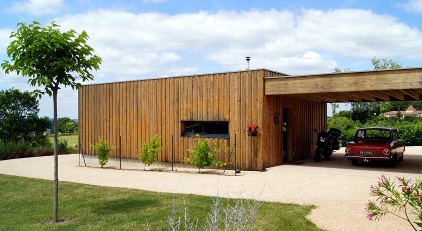 GARAGE & AUVENT DE STATIONNEMENT