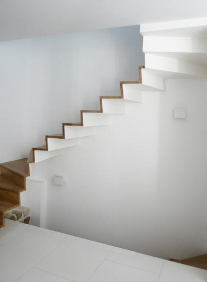 Escalier suspendu - Fabrice Commerçon Architecte