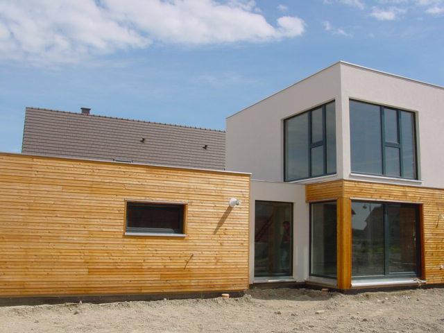 maison contemporaine, toit plat, construction neuve, ossature bois 