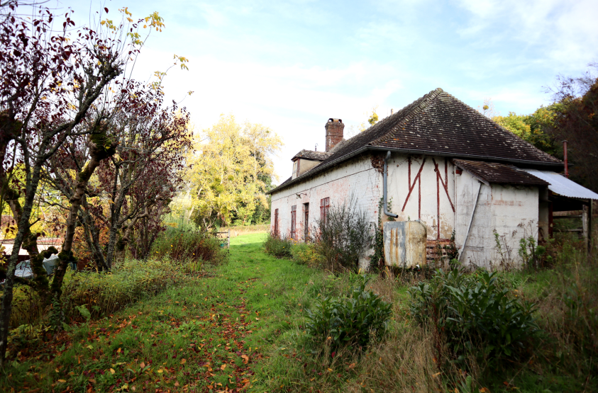 Façade sud de la maison avant travaux en 2023