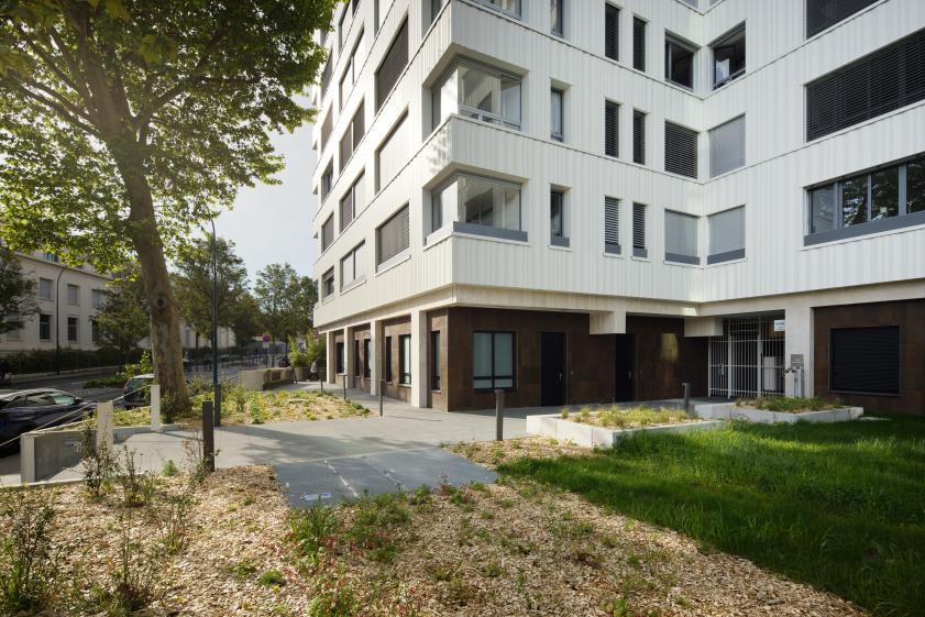 Transformation de bureaux en logements - Pantin - Crédit : Takuji Shimmura