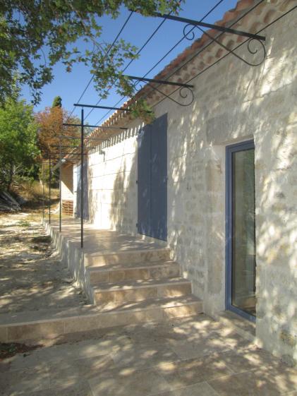 Façade sud terrasse et pergola