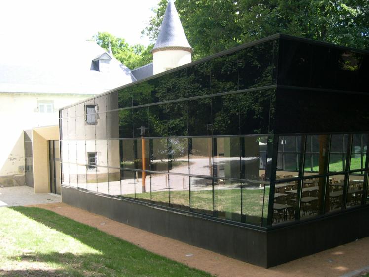 Salle de réception en extension du château