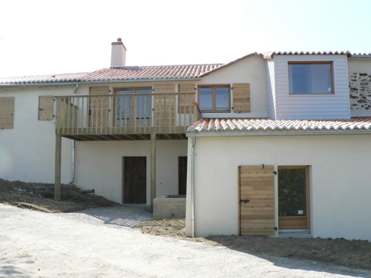  (2010) RÉHABILITATION D’UNE MAISON A DRAIN (MAINE ET LOIRE 49)