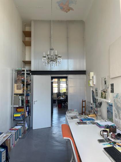 bureau 1