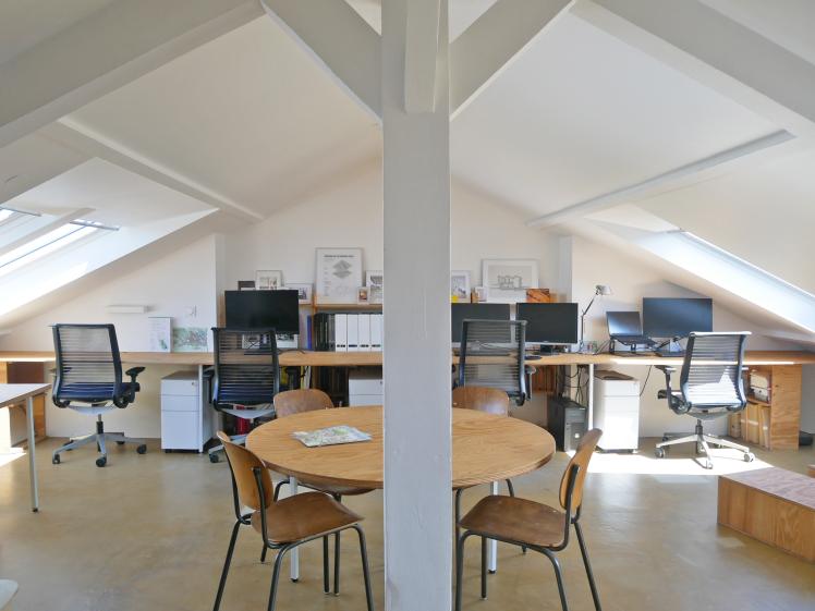 Co-working Pajol : postes à louer