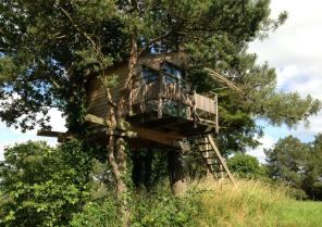 cabane_perchee_0.jpg