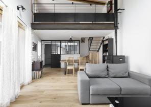 Salon et mezzanine