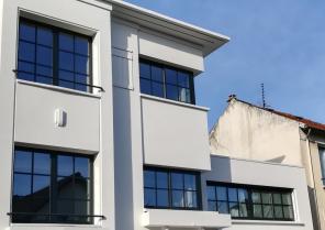Extension d'une maison moderniste