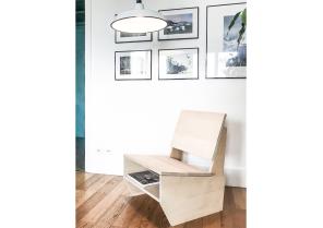 architecte-amenagement-interieur-prototype-fauteuil-bois-sur-mesure-area-studio-