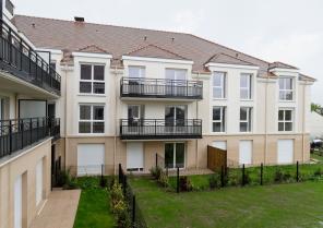 b348_aubergenville_140.jpg