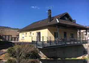 TERRASSE EN ENCORBELLEMENT