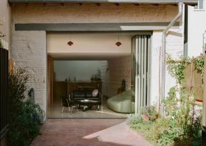 02-9618-01-b-22-29_abracadabra_loft.jpg