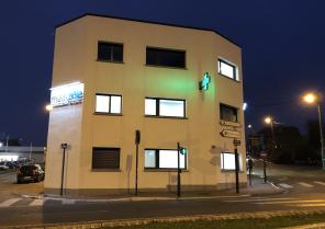Création d'une maison médicale accueillant médecins, infirmières, kiné, ortho, 