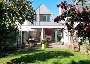 Extension et Surélévation sur jardin Sud