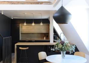 renovation_amenagement_interieur_architecte_duplex_boulogne_01_-_cuisine_noir_bo