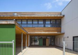  ÉCOLE ÉLÉMENTAIRE AIMÉ CESAIRE À AMBARÈS