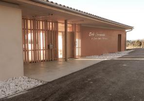 Parvis d'entrée