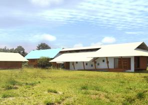 Infirmerie et médiathèque d'Elahe