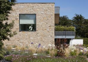 s02-leroy-photo21.jpg