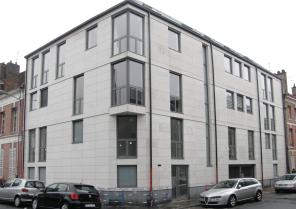 L'immeuble de 5 appartements, en finition