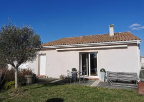 Extension pour création d'un garage et aménagement du garage existant en suite p