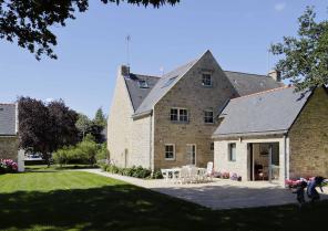 Pignon réhaussé et extension coté jardin