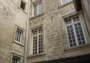 Façades intérieures cour avant - après travaux