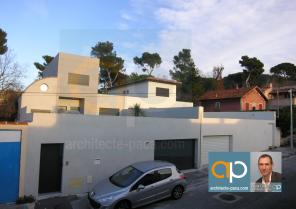 maison-contemporaine-marseille-8e-petit-terrain-03.jpg