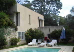 Façade percée