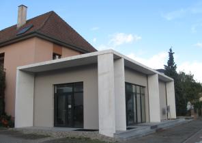 Bureau / showroom