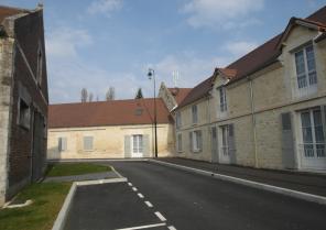 façade sur la rue de l'ancienne ferme