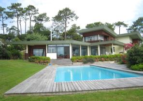 vue_avec_piscine.jpg